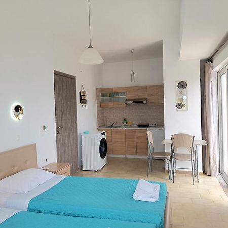 Lilian'S Seaview-Party Street-Youth Studios Rhodes City Екстериор снимка