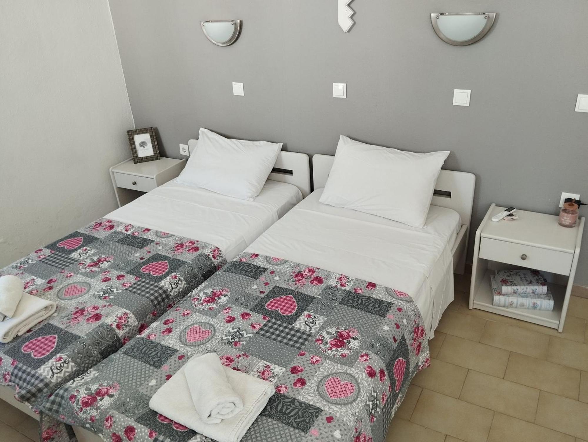 Lilian'S Seaview-Party Street-Youth Studios Rhodes City Екстериор снимка