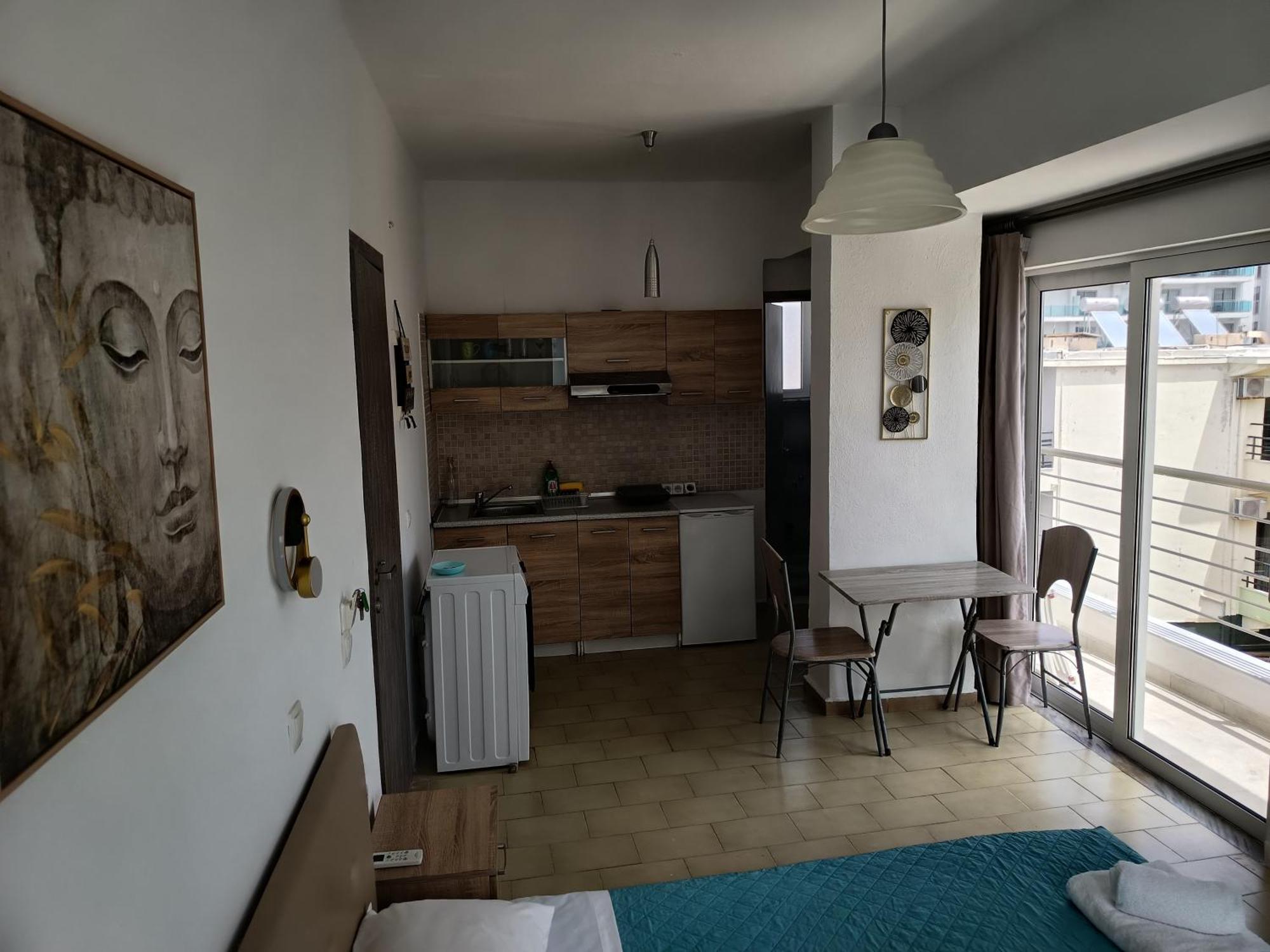 Lilian'S Seaview-Party Street-Youth Studios Rhodes City Стая снимка
